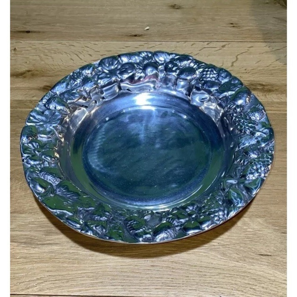 Pewter Bowl W/flowers centerpiece Sur Ron 11x11x2